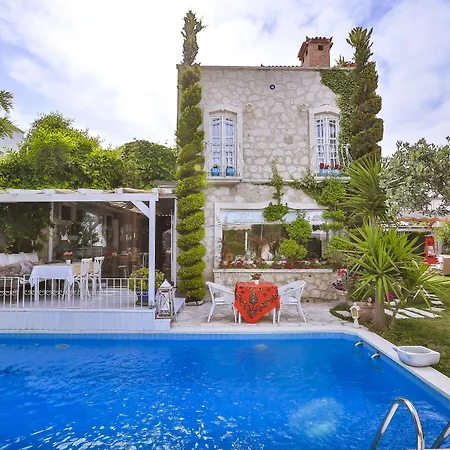 イン My Stone - Special Category Çeşme